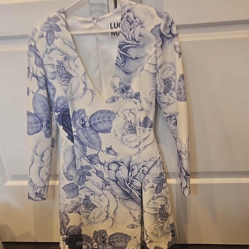Luxe Women's Elegant Blue and White Floral Long Sleeve Dress
